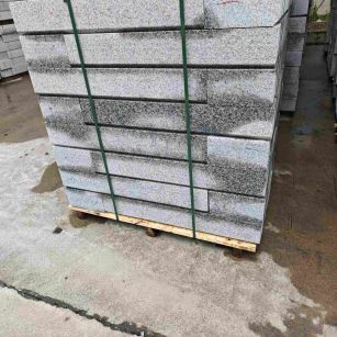 宝鸡芙蓉白路牙石，马路牙子