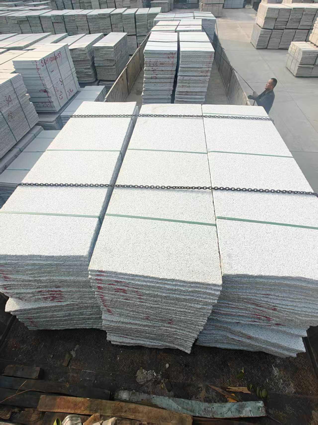 宝鸡芝麻白毛板，石材毛板