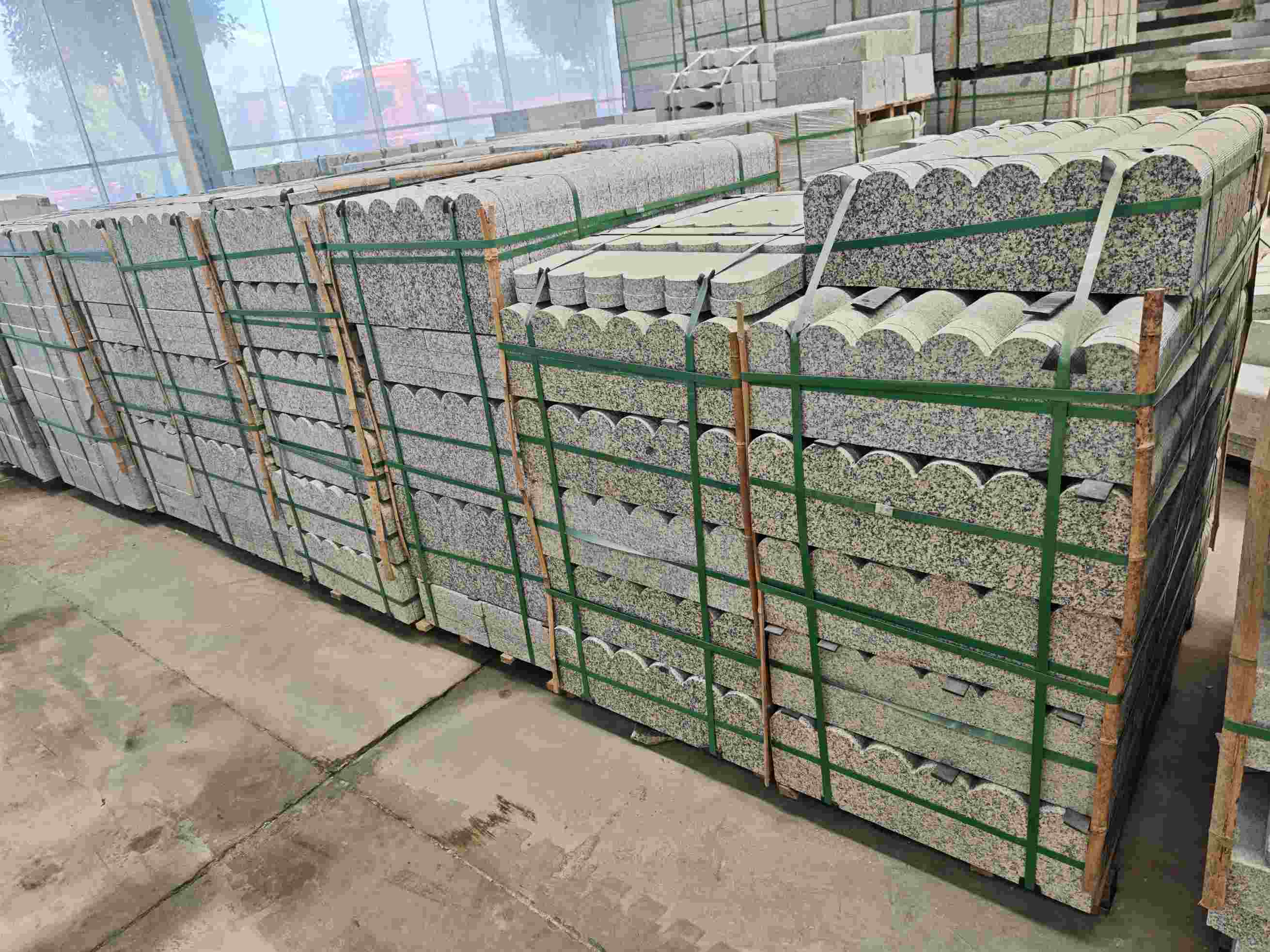 宝鸡芝麻白芙蓉白花边石