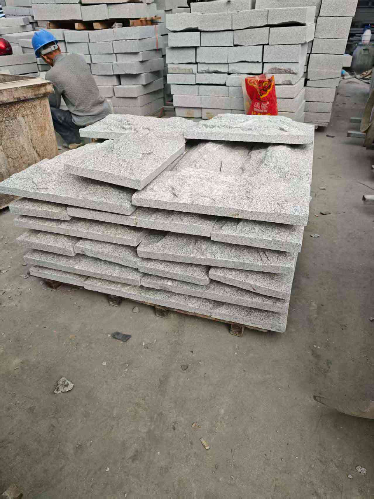 宝鸡芝麻白蘑菇石，自然面